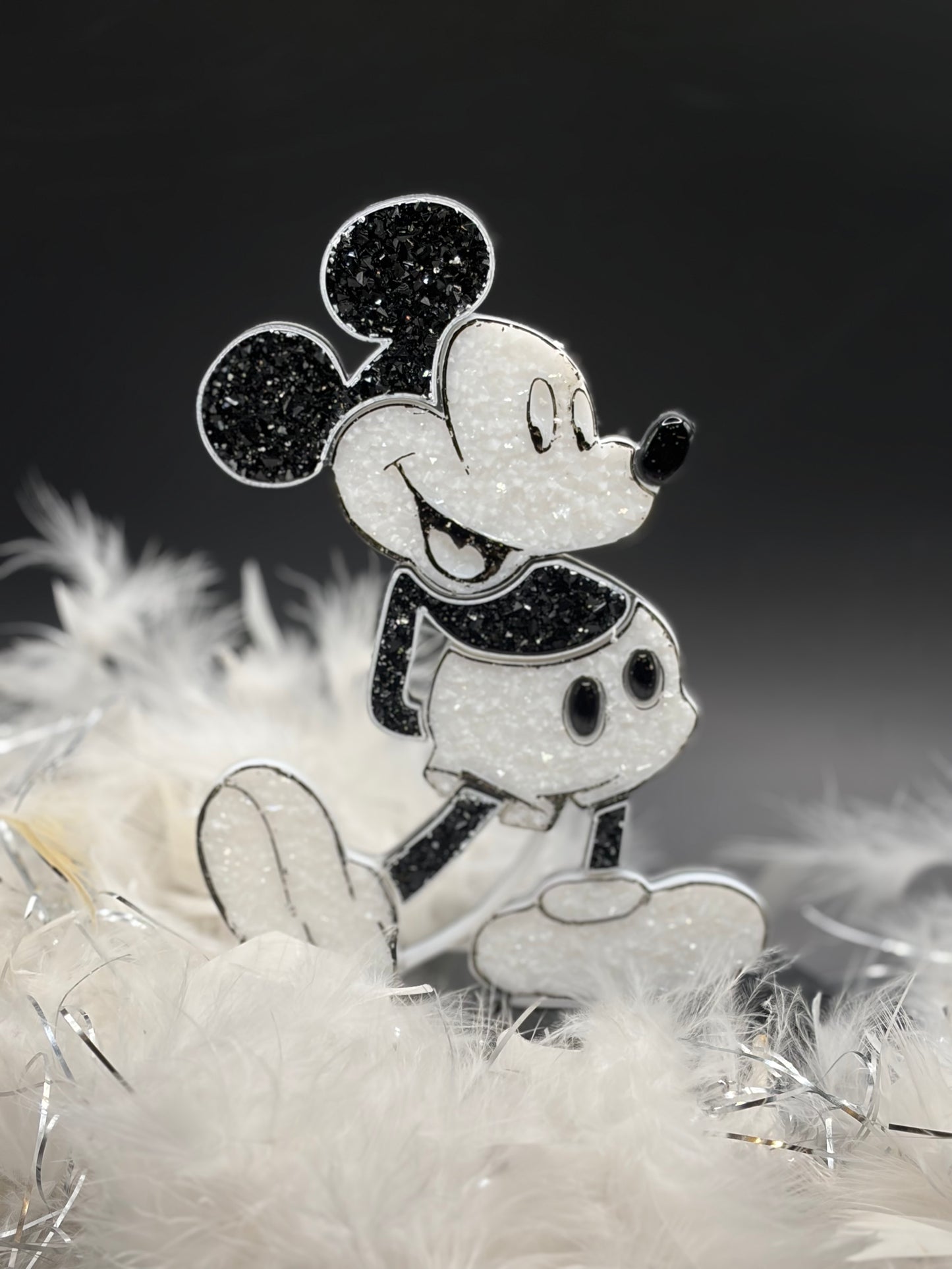 Personnage noir et blanc image 1