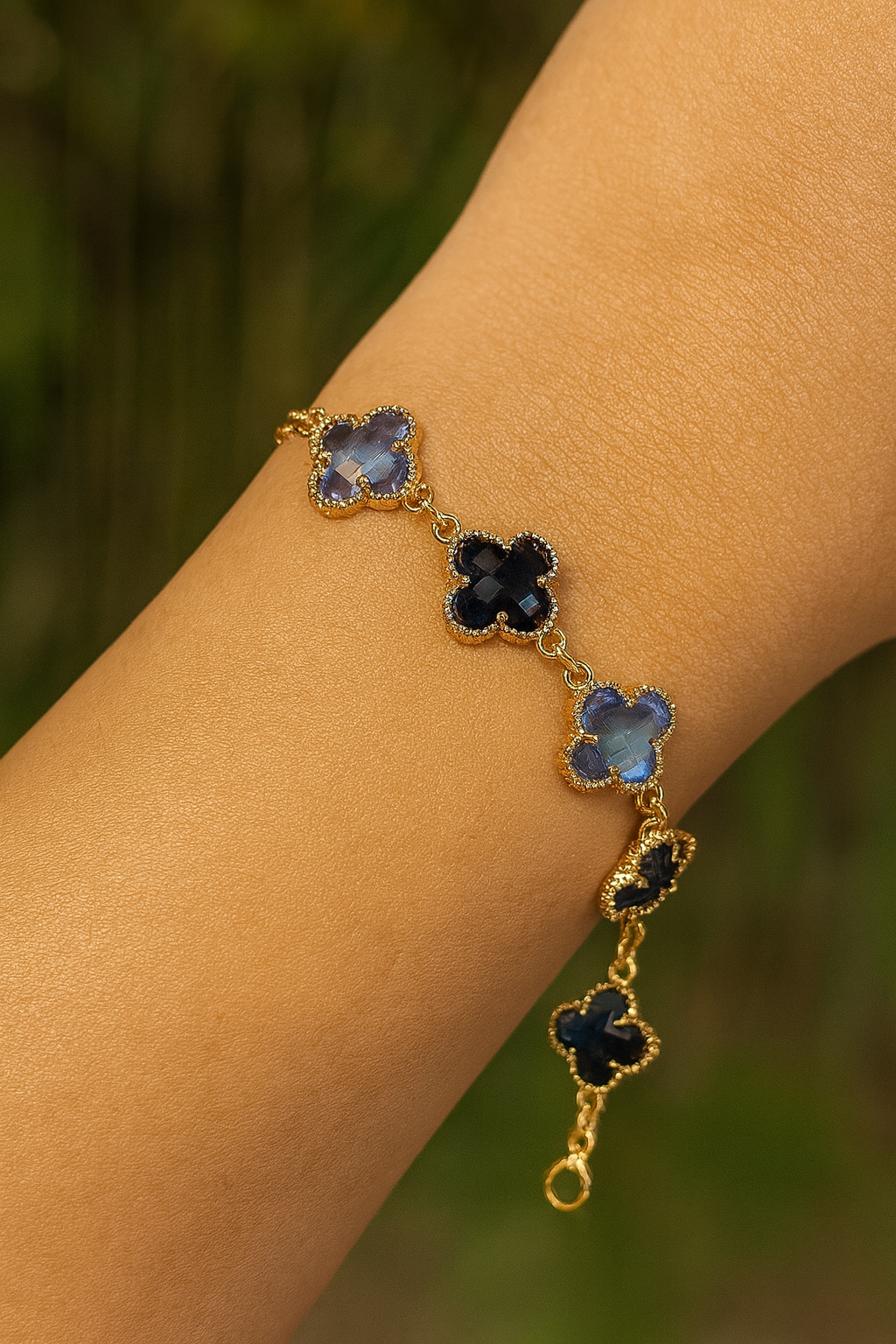Bracelet strass trèfle  image 1