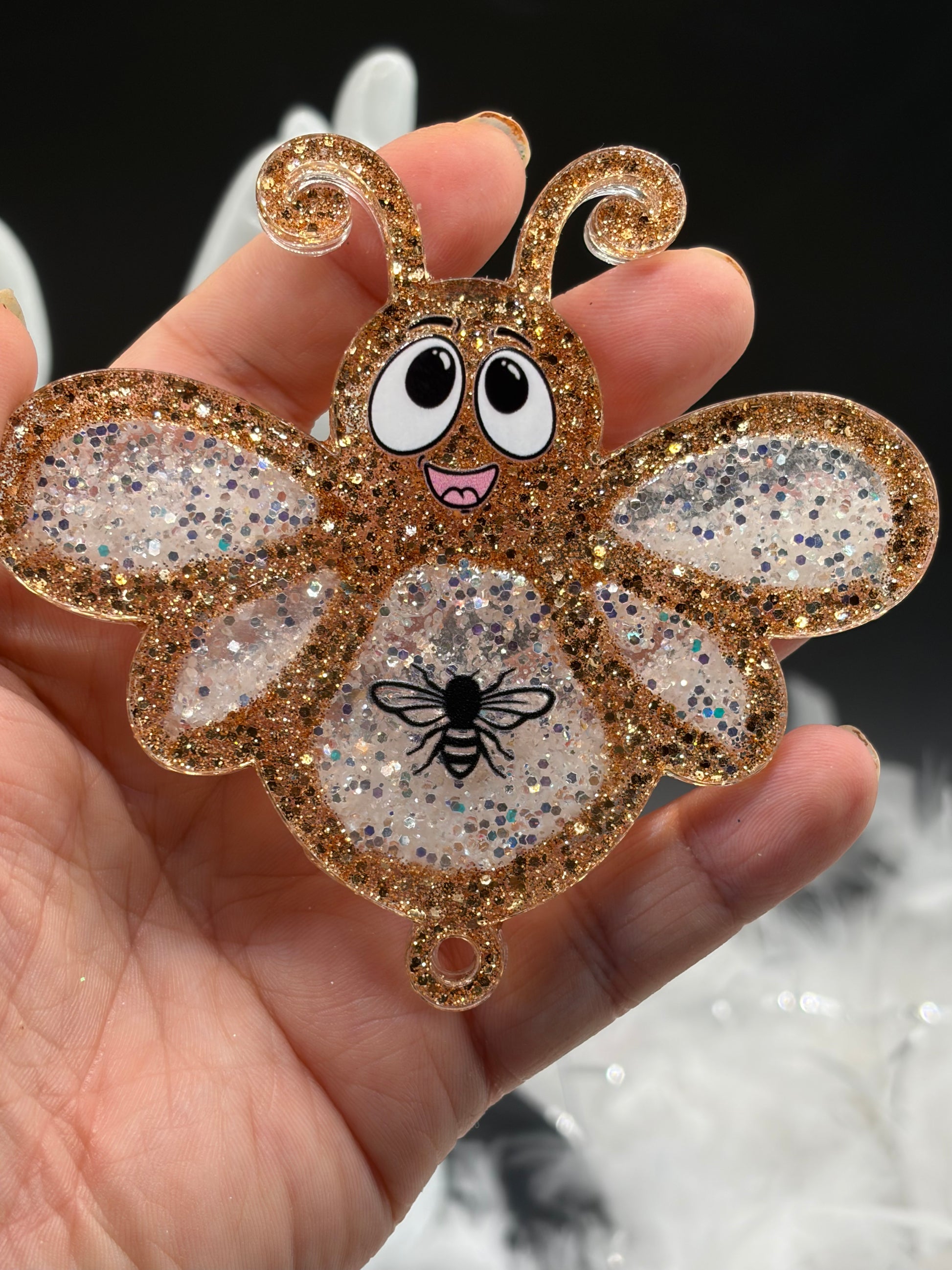 Abeille snowglobe  image 1
