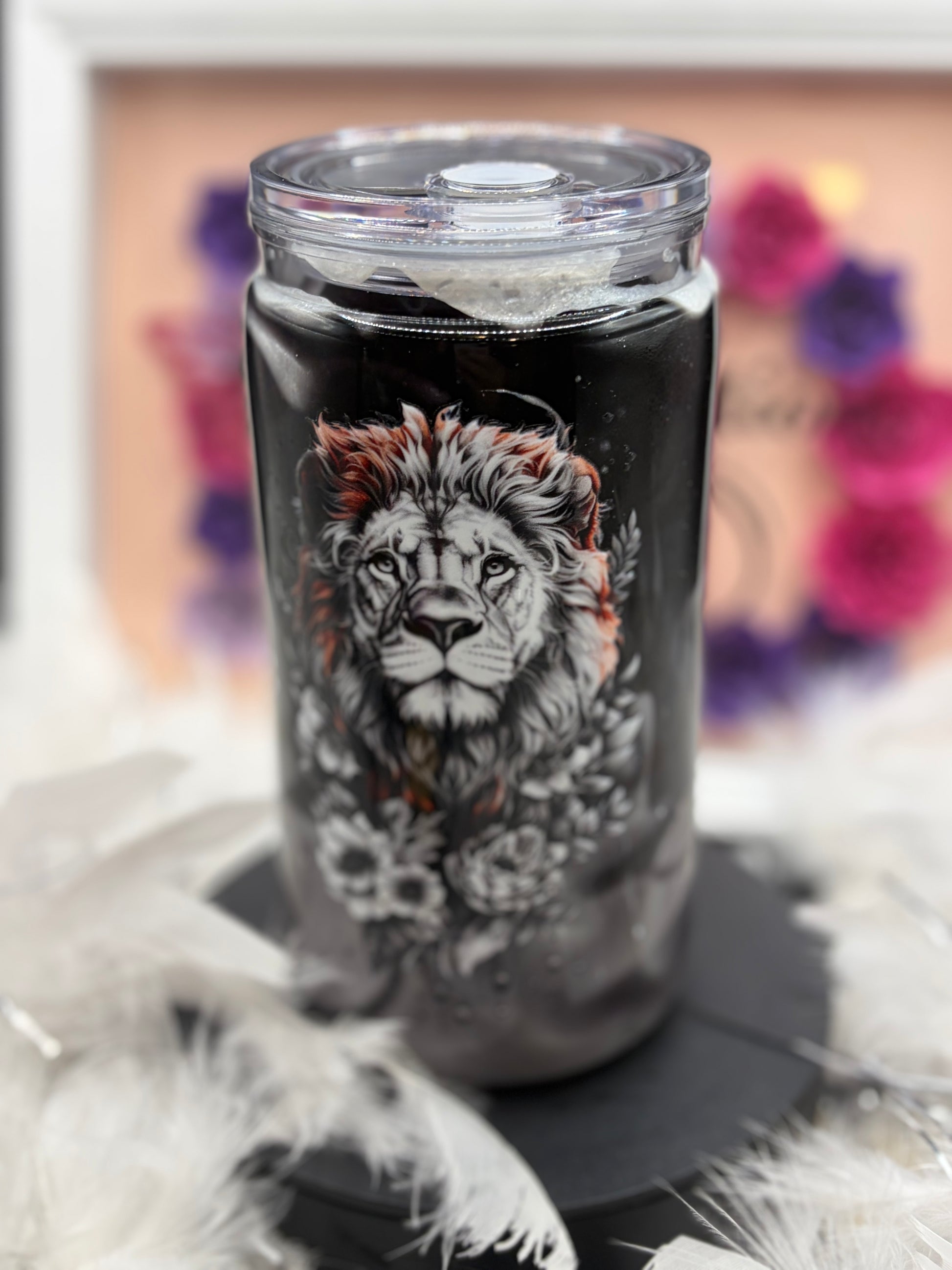 Tumbler lion image 1