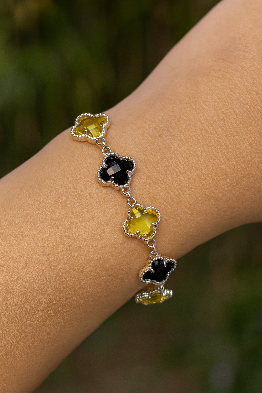 Bracelet strass trèfle  image 0