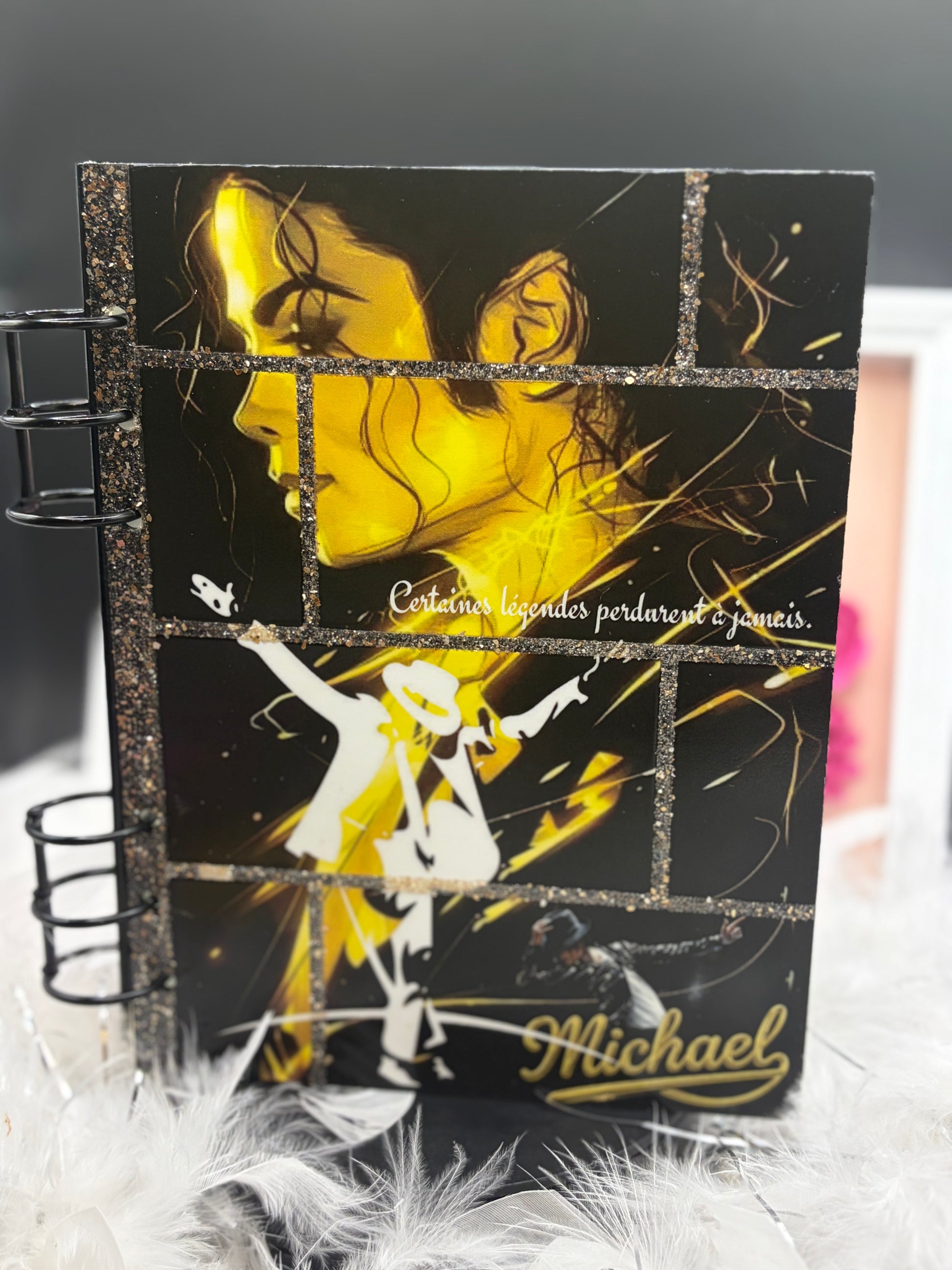 Notebook MJ image 0